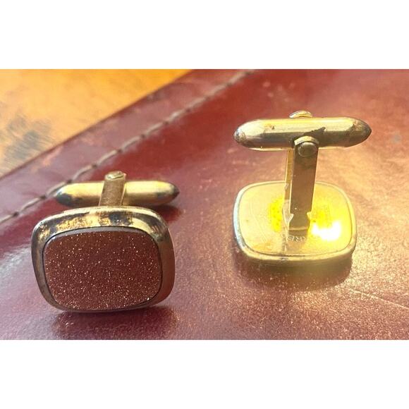 VTG Set of Correct Quality Cufflinks with Sparkling Bronze Lucite Insets - Picture 3 of 3